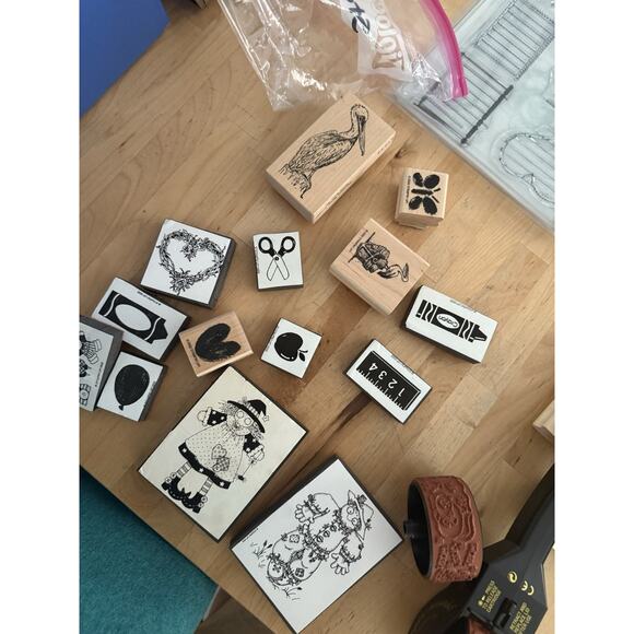 VINTAGE Rubber Stamps Lot + 60 Animals, Botanical, Baskets +More - Picture 7 of 7